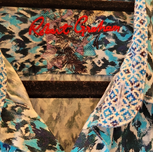 Mens designer shirt Robert Graham - Picture 3 of 5